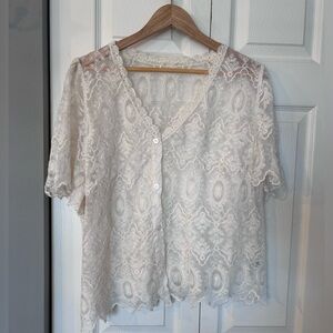 Elegant Lace V-Neck Top - Cream